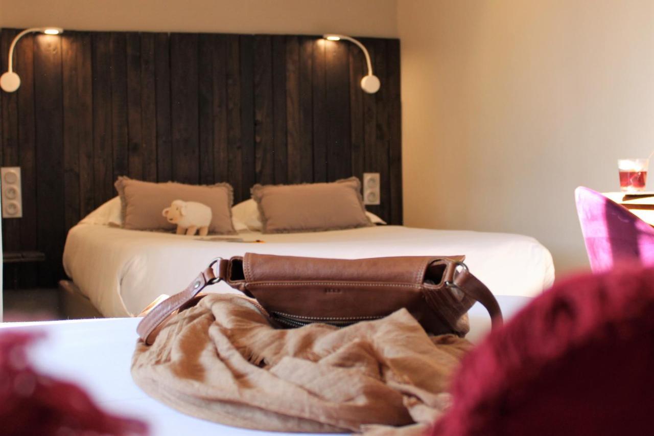 Logis Hotel St Sylvestre Aldudes Bagian luar foto