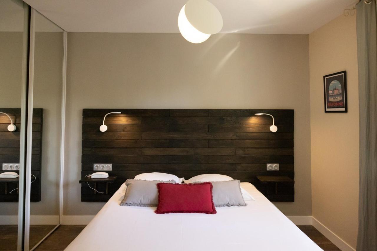 Logis Hotel St Sylvestre Aldudes Bagian luar foto