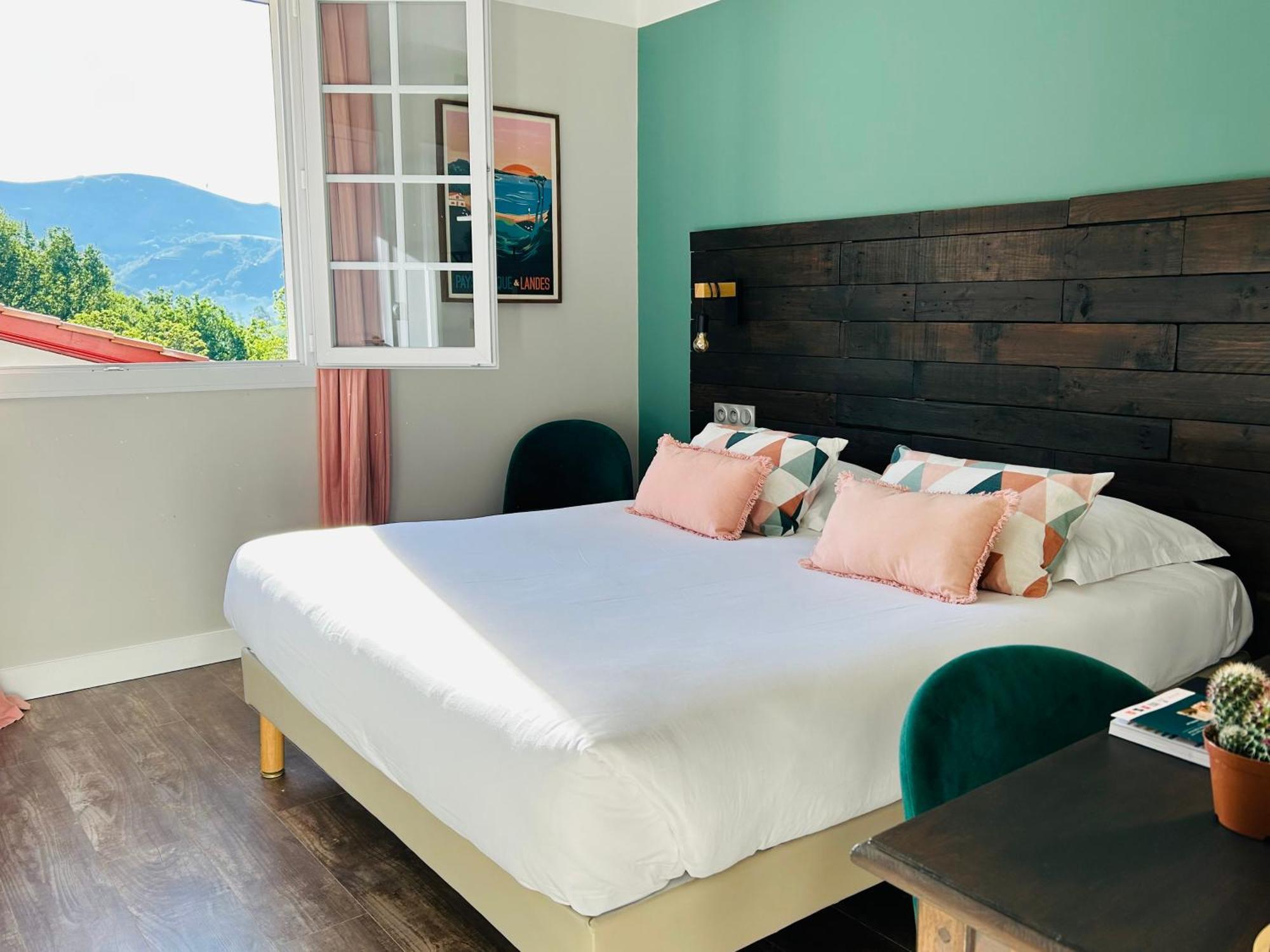 Logis Hotel St Sylvestre Aldudes Bagian luar foto