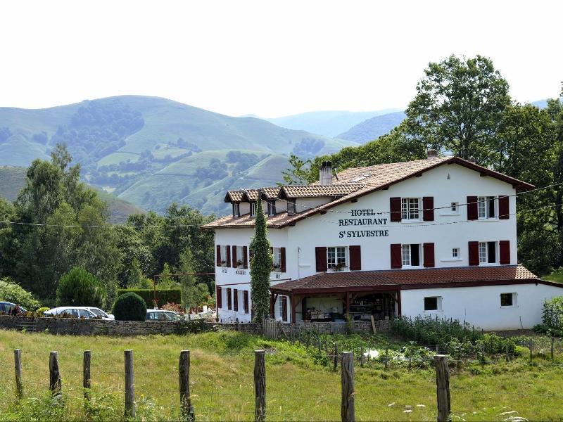 Logis Hotel St Sylvestre Aldudes Bagian luar foto