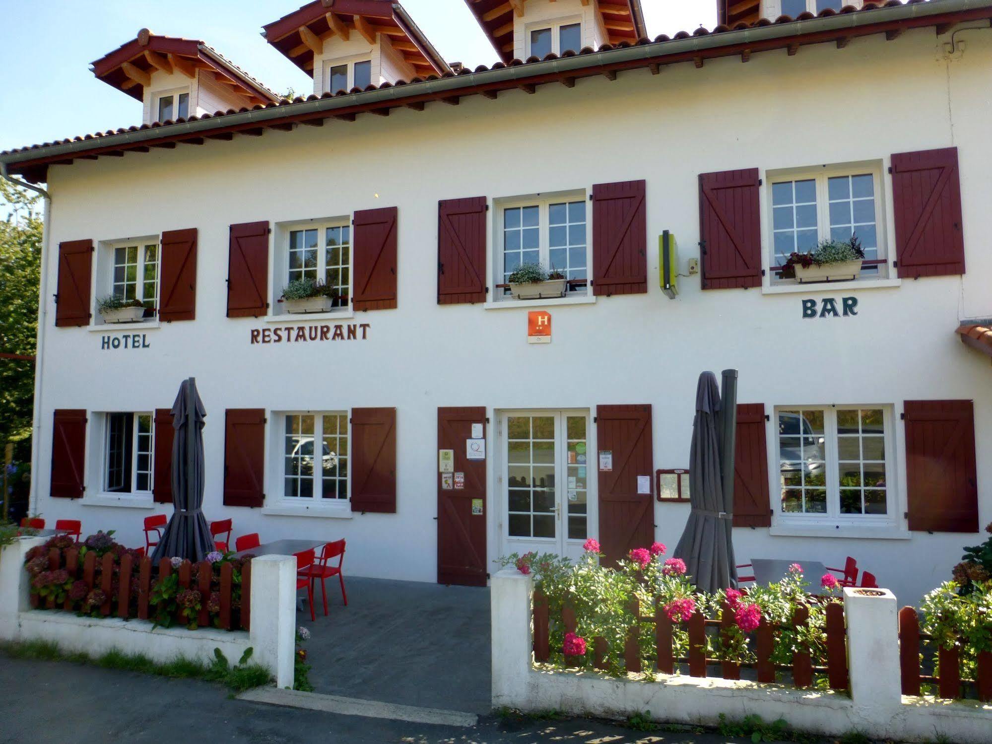 Logis Hotel St Sylvestre Aldudes Bagian luar foto