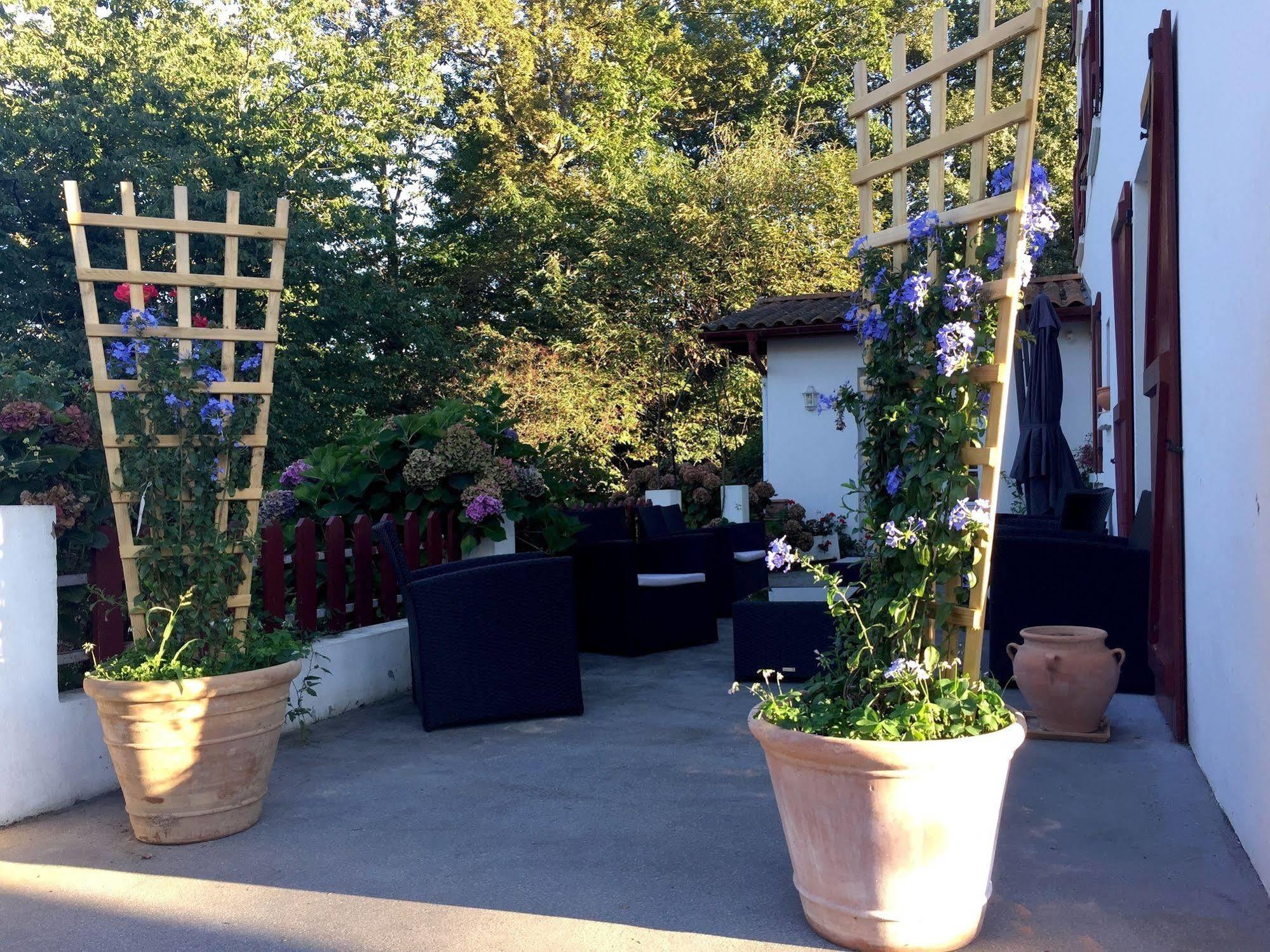 Logis Hotel St Sylvestre Aldudes Bagian luar foto